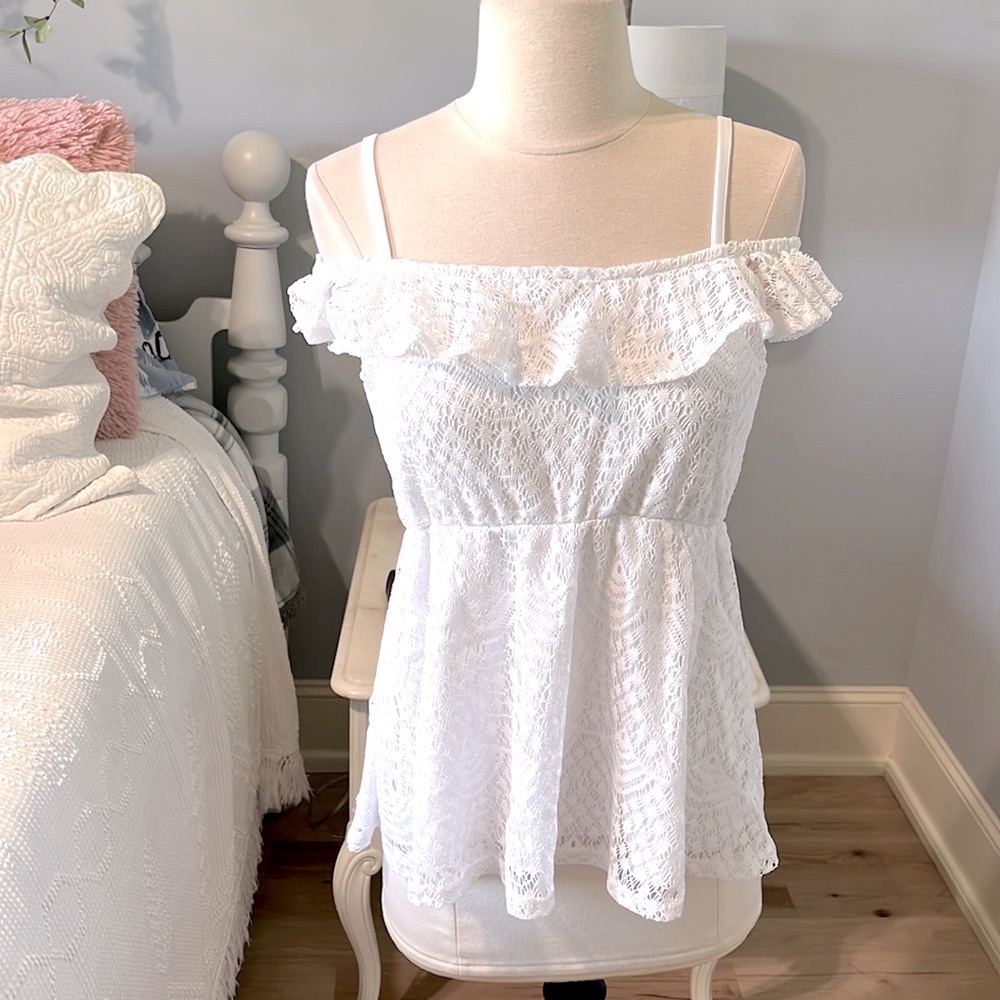 White Lace Top Fit and Flare Xtraordinary Girls Large Shirt